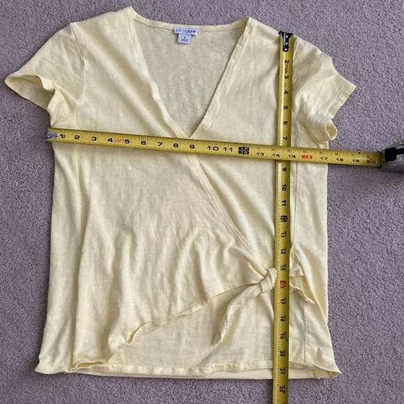 J. By J.Crew size small wrap and tie yellow Tshirt - Picture 9 of 14